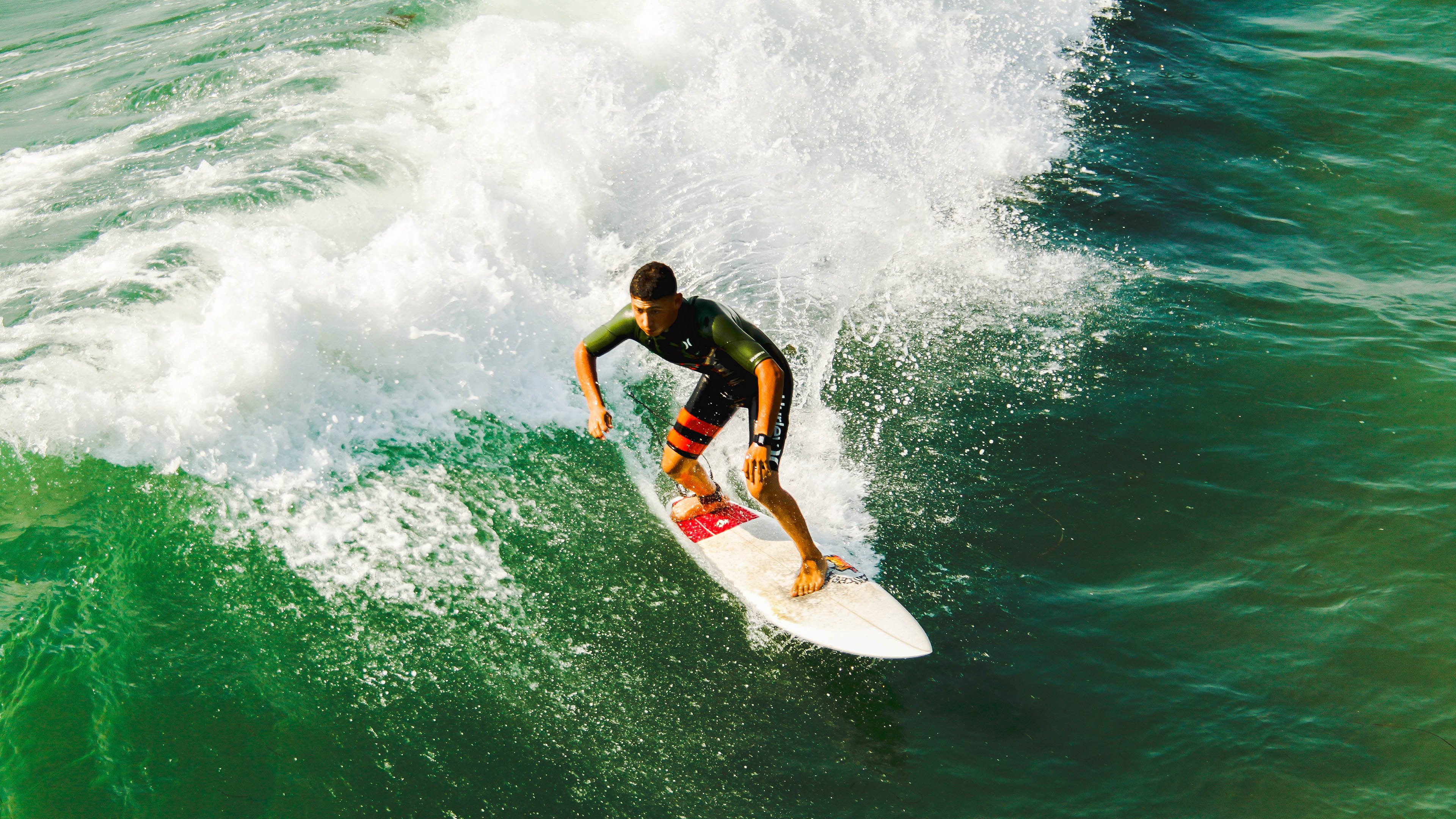 国足后场组织方式模型对比，足球后场组织进攻